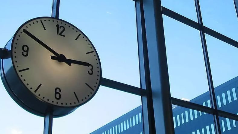 TBMM'de Kalıcı Yaz Saati Uygulamasının İptali İçin Kanun Teklifi Verildi